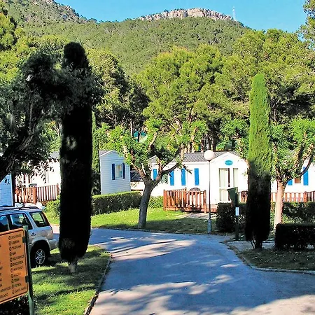 Camping Castell Montgri Ii * Л'Эстартит